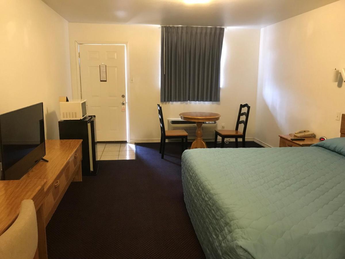 Luxury Inn George West Buitenkant foto