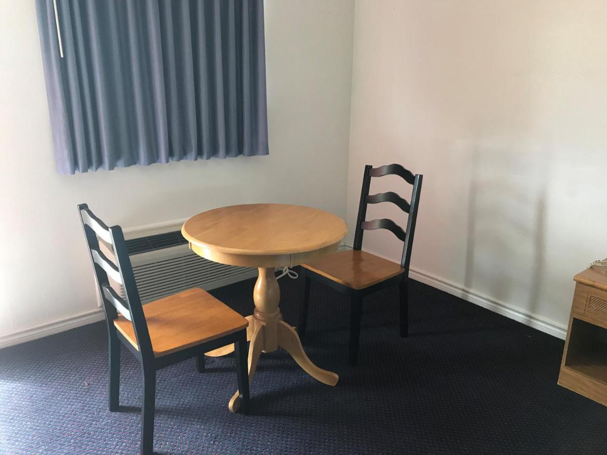Luxury Inn George West Buitenkant foto