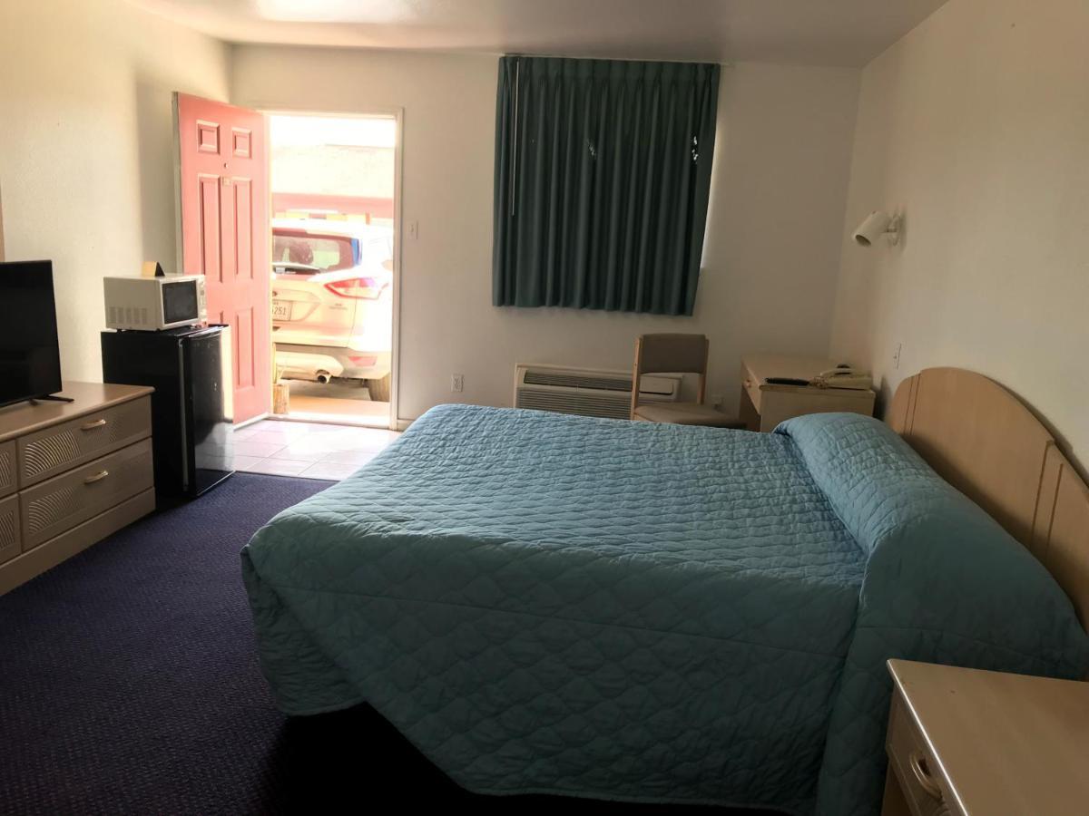 Luxury Inn George West Buitenkant foto